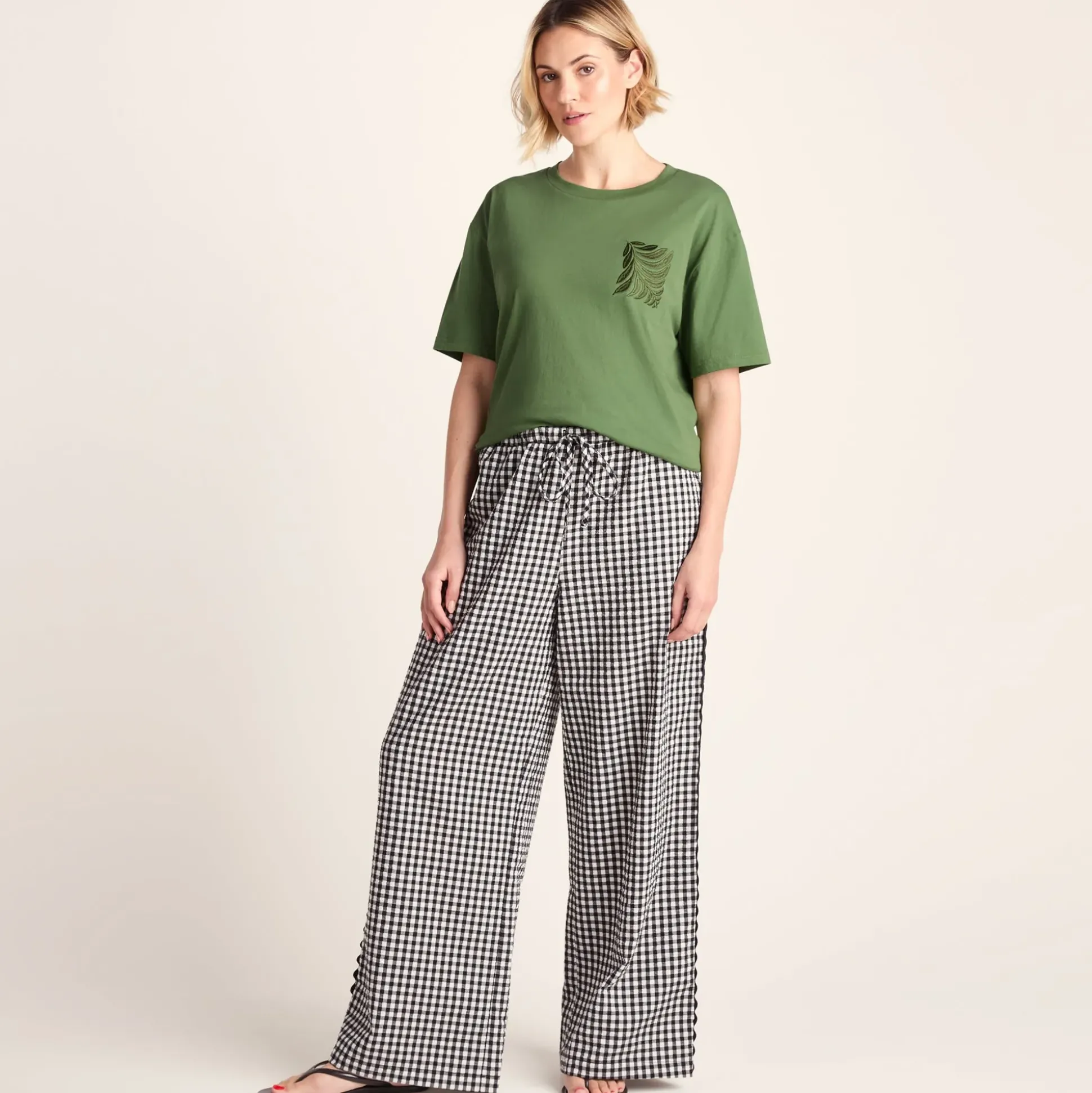 Botanical Womens Relaxed Fit Supersoft T-shirt - Dark Matcha