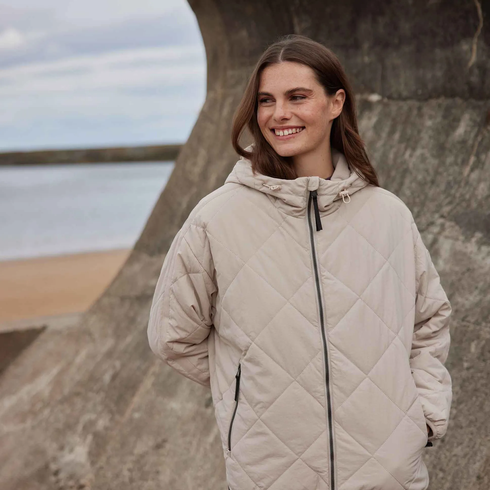 Corlae Womens Oversized Shower Resistant Insulated Jacket - Warm Cloud