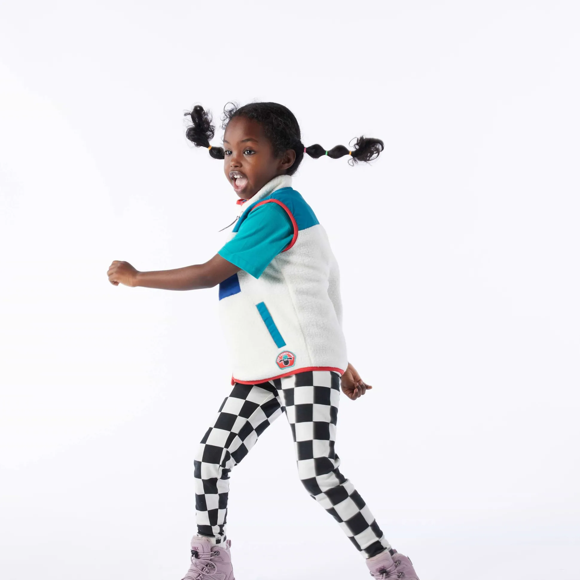 Damara Kids Shaun the Sheep Sherpa Gilet - Woolly/Ocean Blue