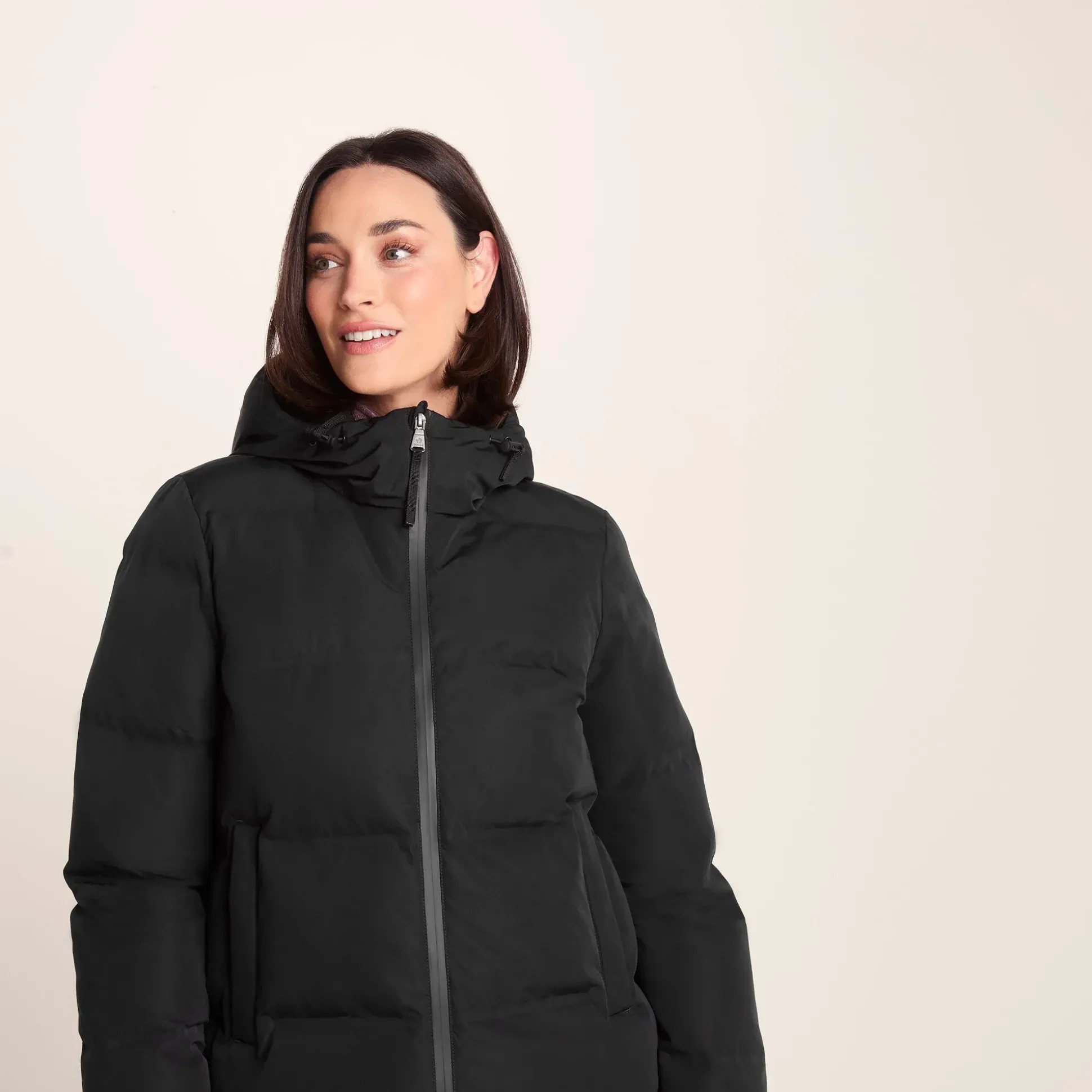 Dina Womens Shower Resistant Insulated Jacket - Black