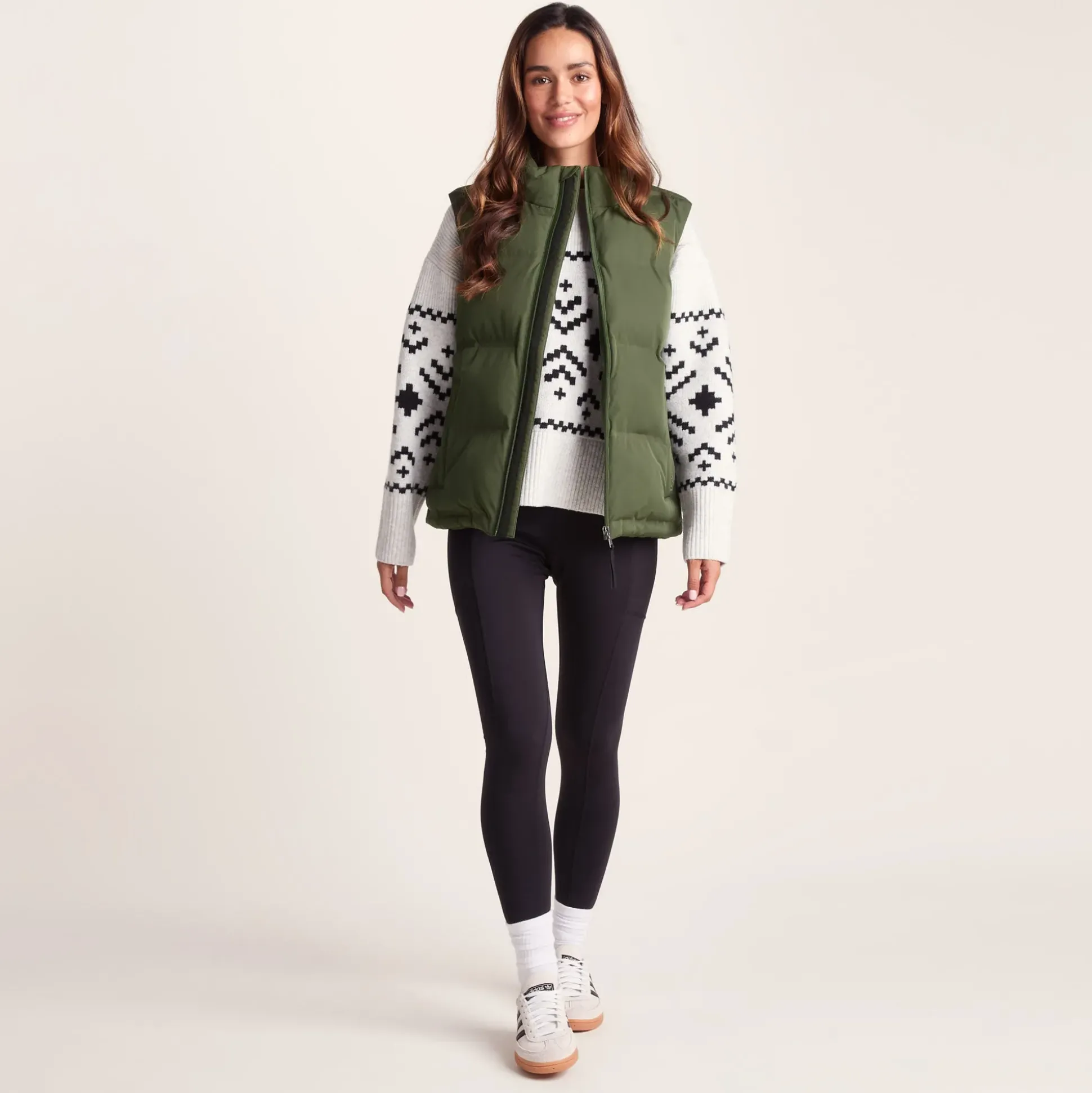 Elyna Womens Shower Resistant Insulated Gilet - Dark Green