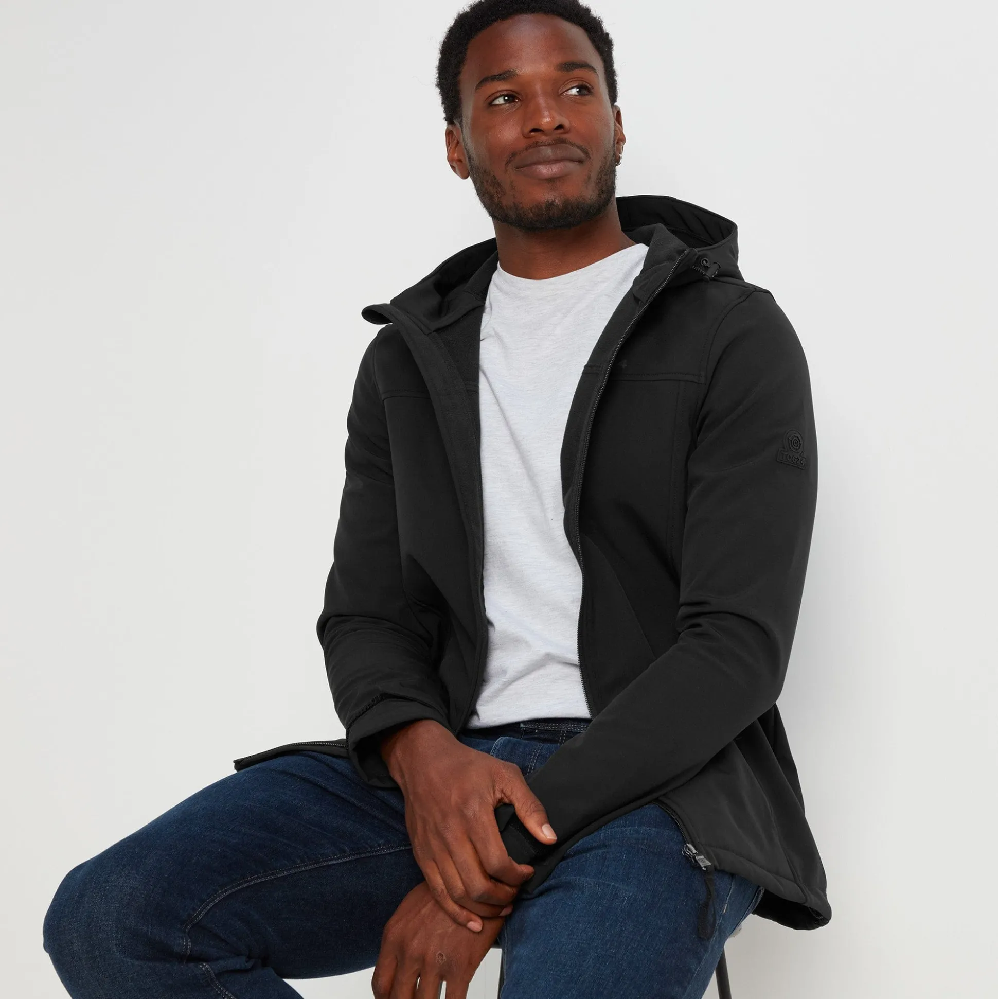 Feizor Mens Shower Resistant Softshell Hooded Jacket - Black