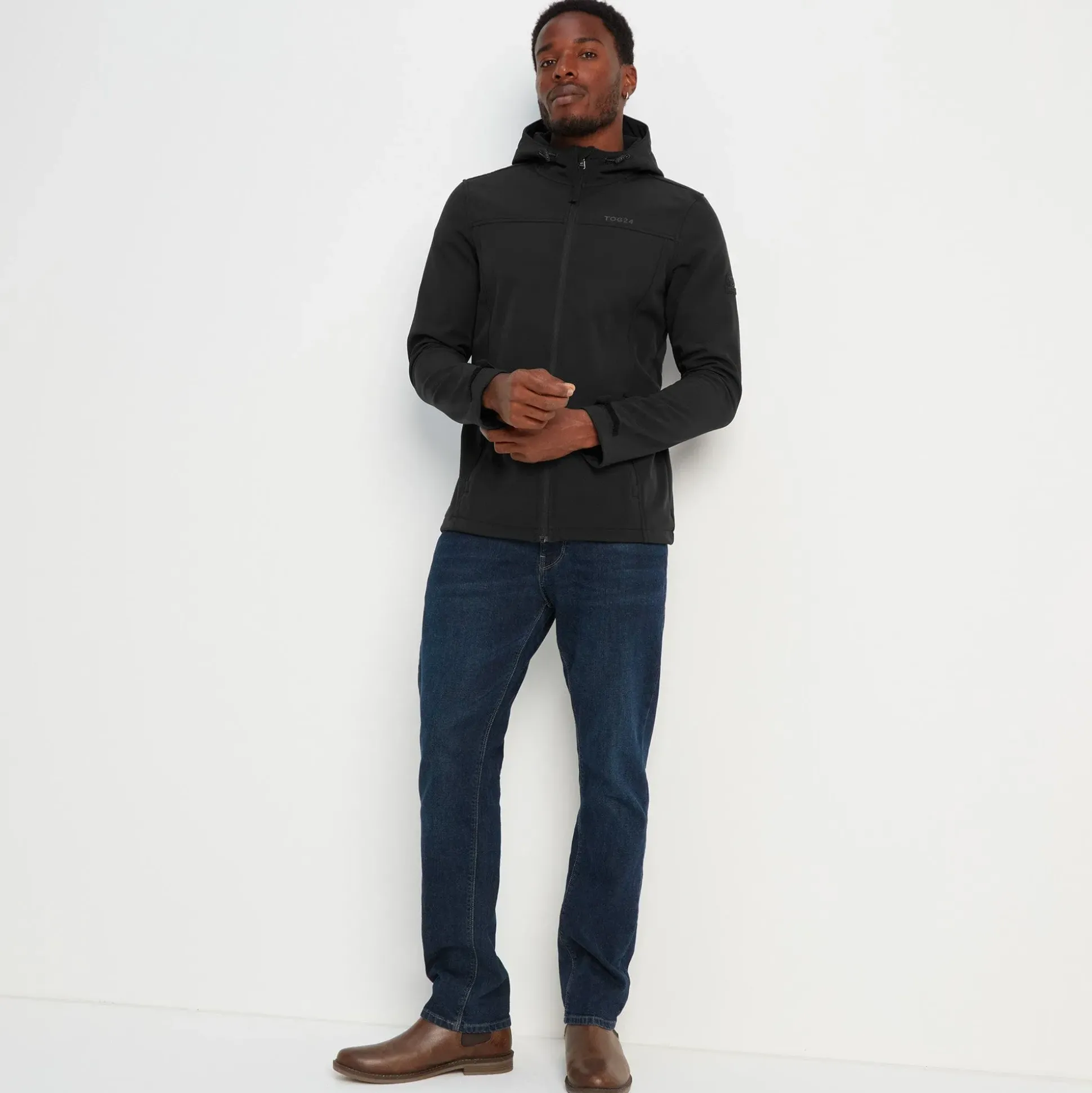 Feizor Mens Shower Resistant Softshell Hooded Jacket - Black