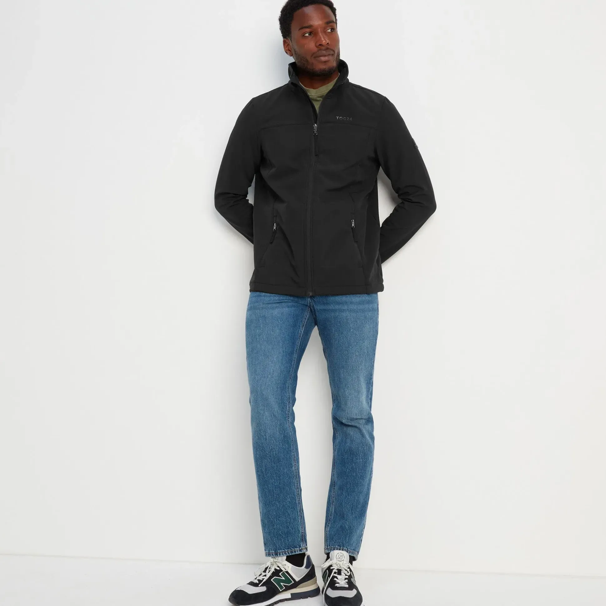Feizor Mens Shower Resistant Softshell Jacket - Black