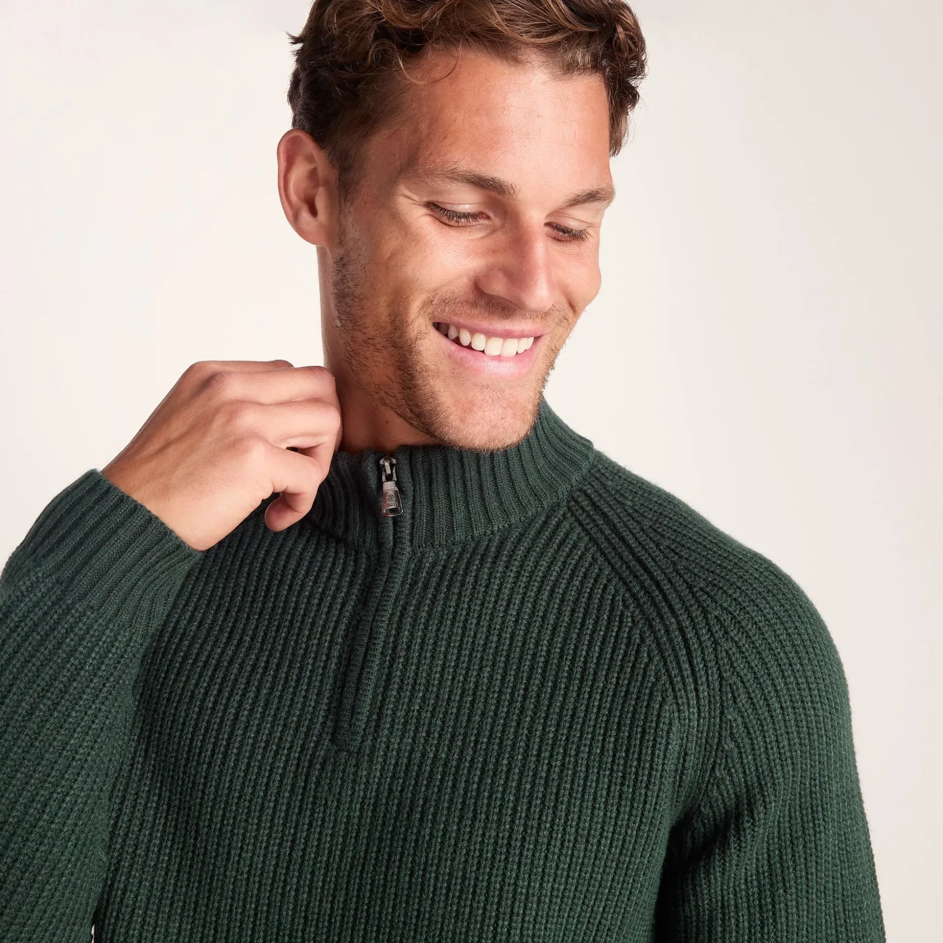 Glen Mens Chunky Knitted Zip Neck Jumper - Racing Green