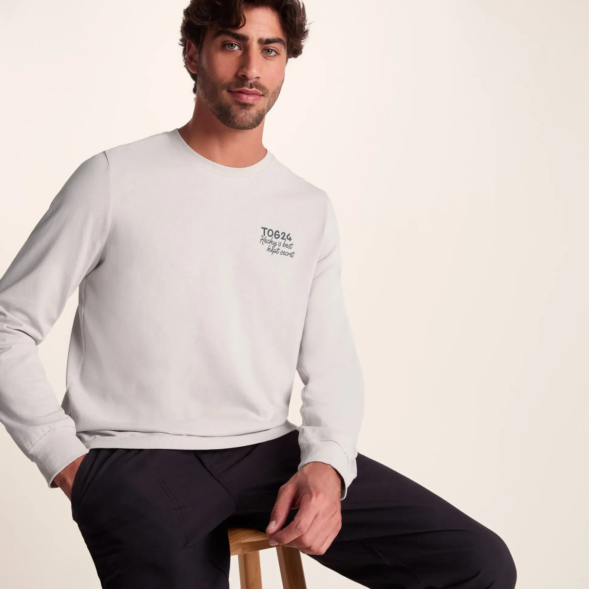 Hecky Mens Long Sleeve T-Shirt - Raincloud