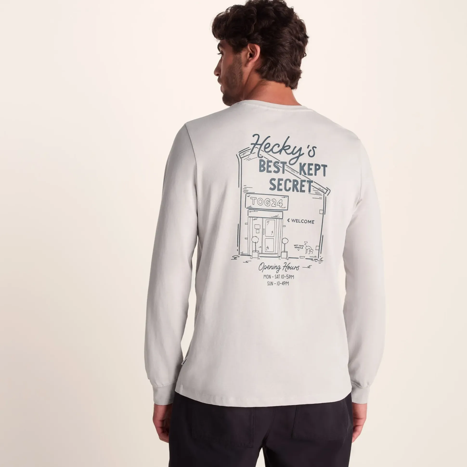 Hecky Mens Long Sleeve T-Shirt - Raincloud