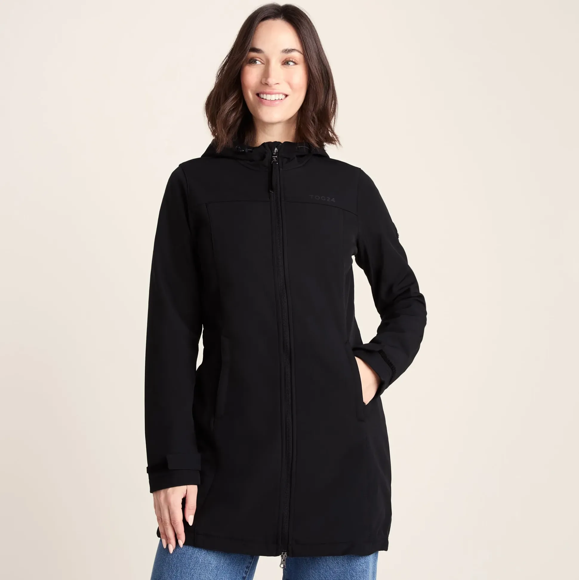 Keld Womens Long Shower Resistant Hooded Softshell Jacket - Black
