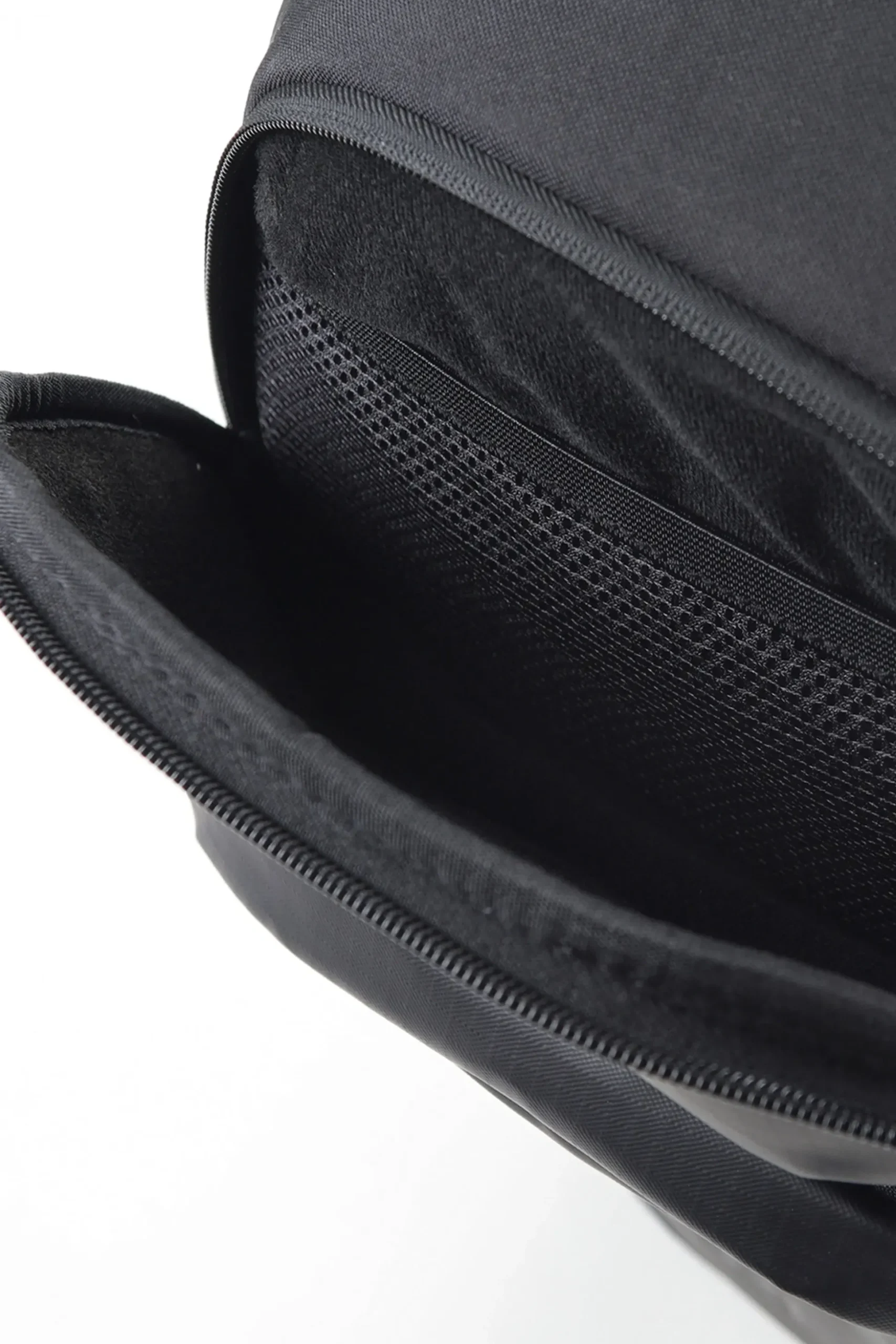 Surfanic Journey 25l Backpack - Black