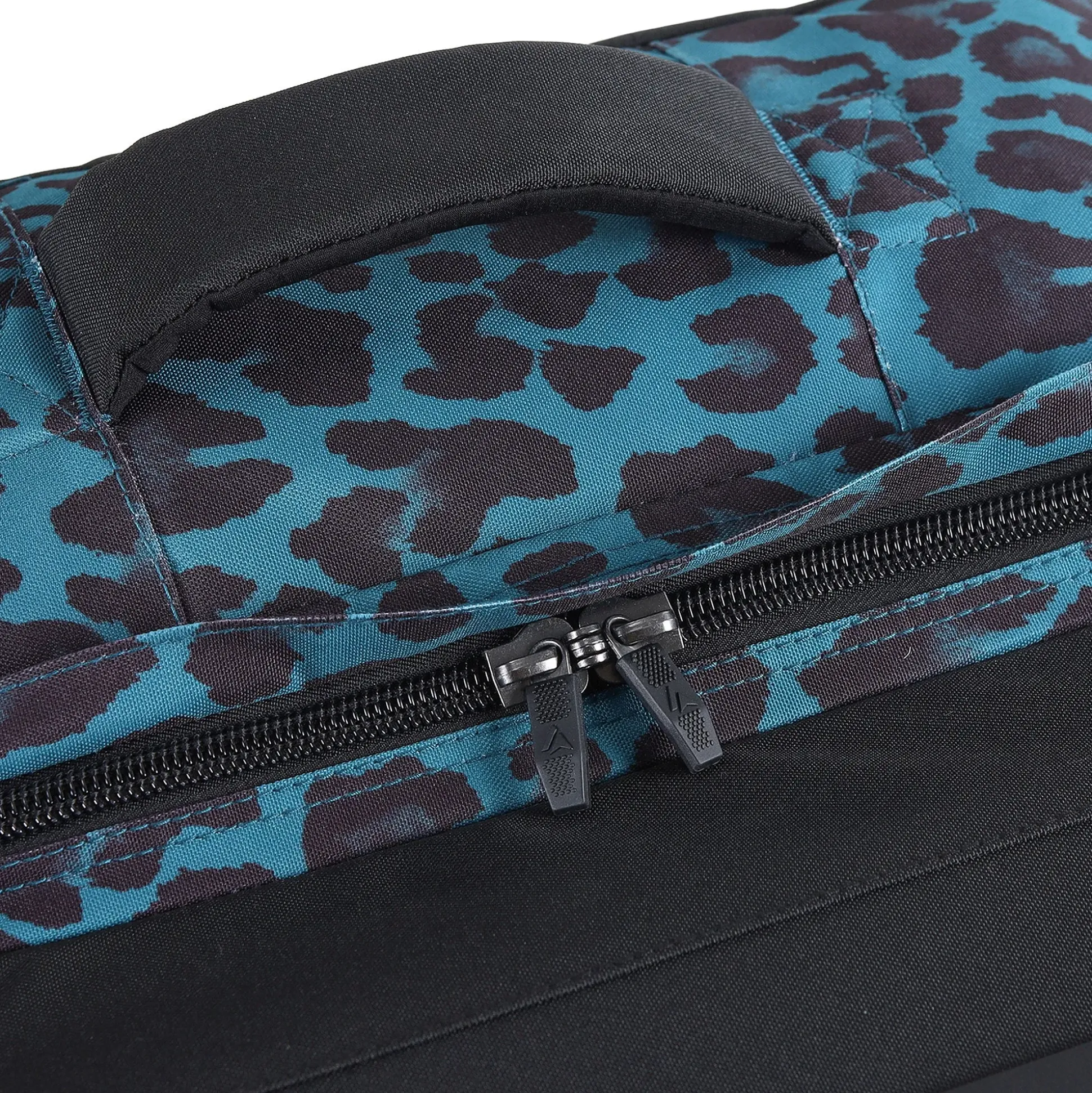 Surfanic Maxim 3.0 70L Roller Bag - Turquoise Jag