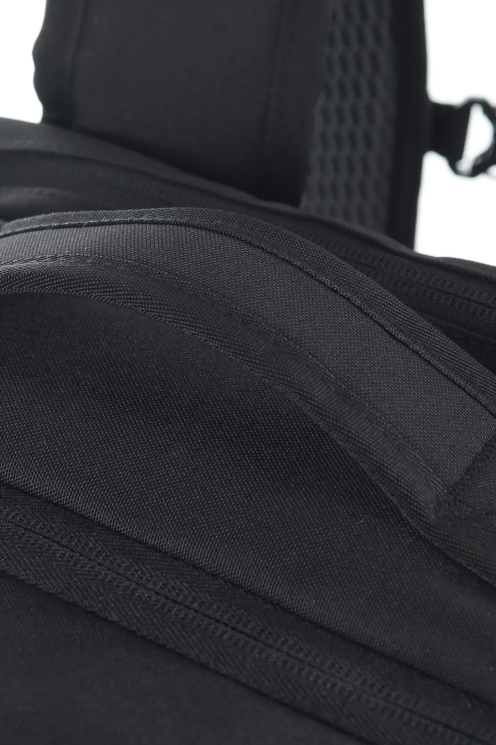 Surfanic Tardis 40l Work Life Balance - Black