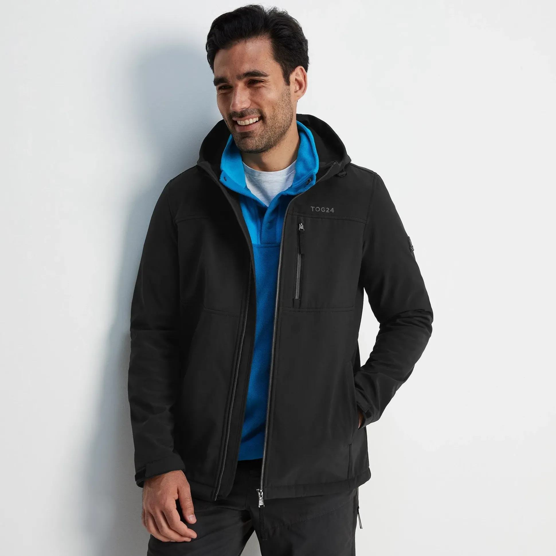 Truro Mens Hooded Softshell Jacket - Black
