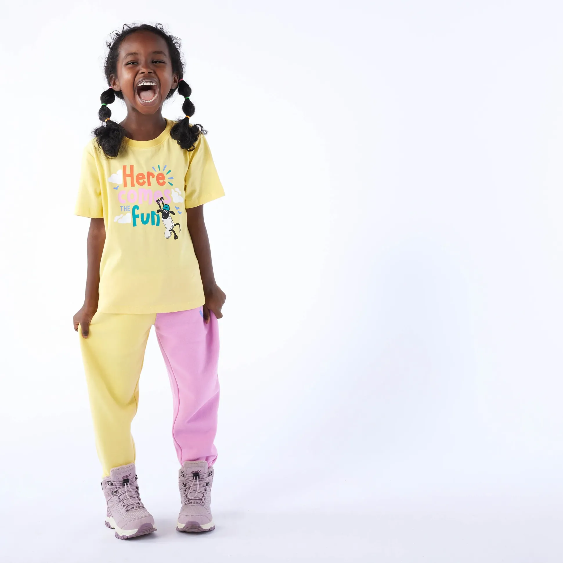 Valais Kids Shaun the Sheep Sweat Pant - Piglet Pink