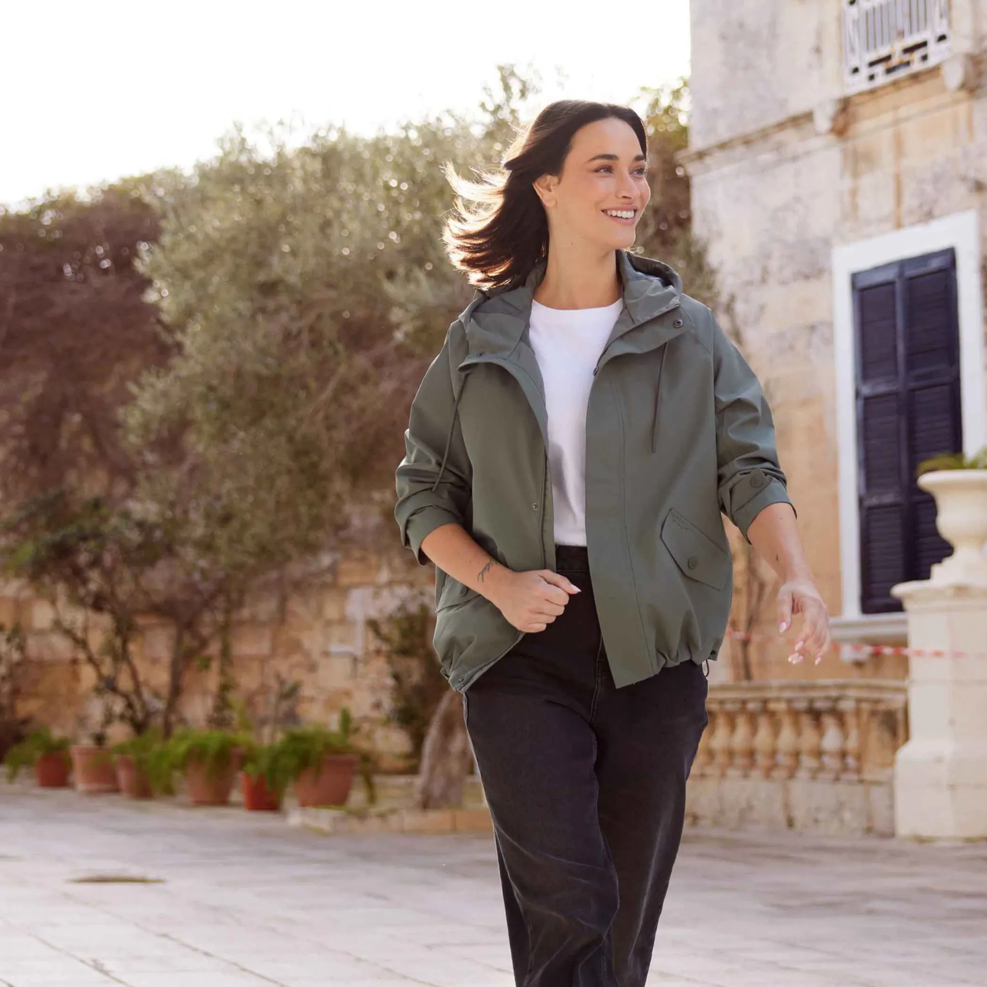 Vena Womens Waterproof Jacket - Pale Khaki