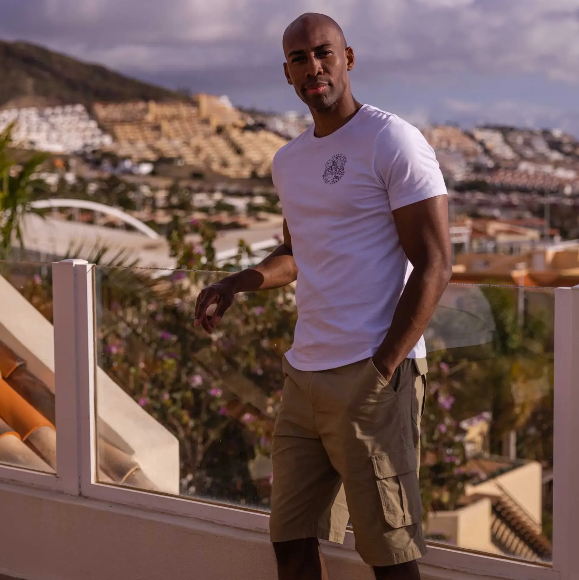 Whitby Mens 100% Cotton Supersoft T-Shirt - White