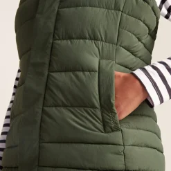 Wyness Womens Shower Resistant Insulated Jacket - Dark Green
